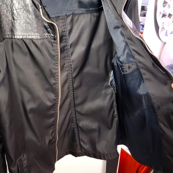 Men's Prada Jacket - Picture 6 of 7